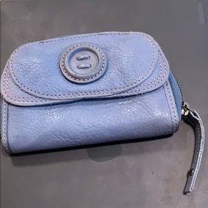 Woman’s follis wallet